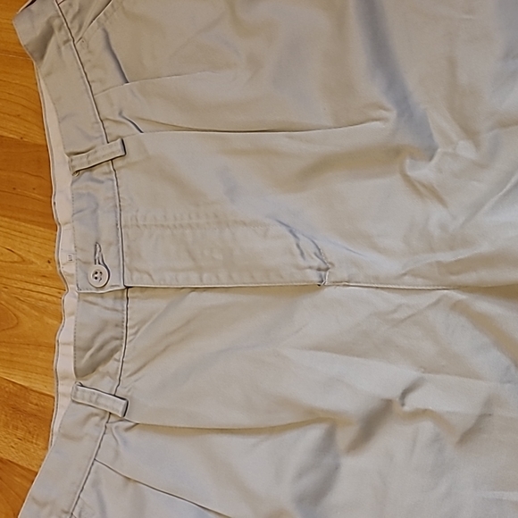 Gap shorts - Picture 2 of 3